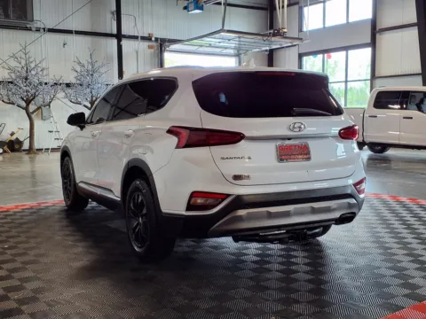 More photos of 2020 Hyundai Santa Fe SEL at Gretna Auto Outlet, NE