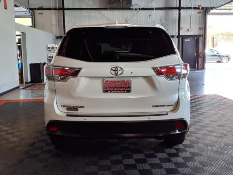 More photos of 2015 Toyota Highlander Limited at Gretna Auto Outlet, NE