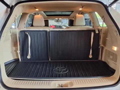 More photos of 2015 Toyota Highlander Limited at Gretna Auto Outlet, NE