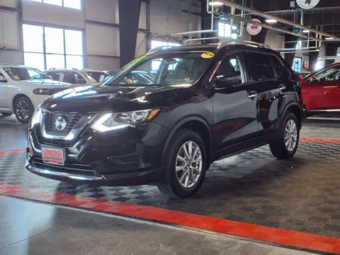 Another view of 2018 Nissan Rogue SV for sale in Gretna, NE at Gretna Auto Outlet