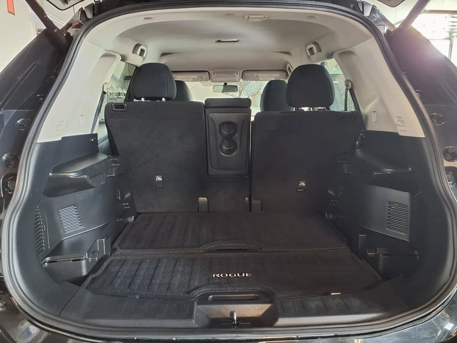 Nissan Rogue photo 6