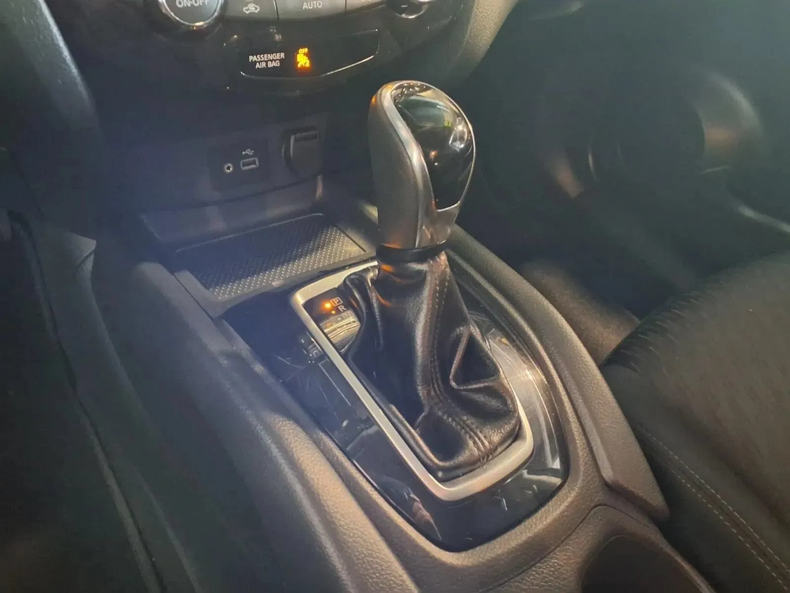 Nissan Rogue photo 24