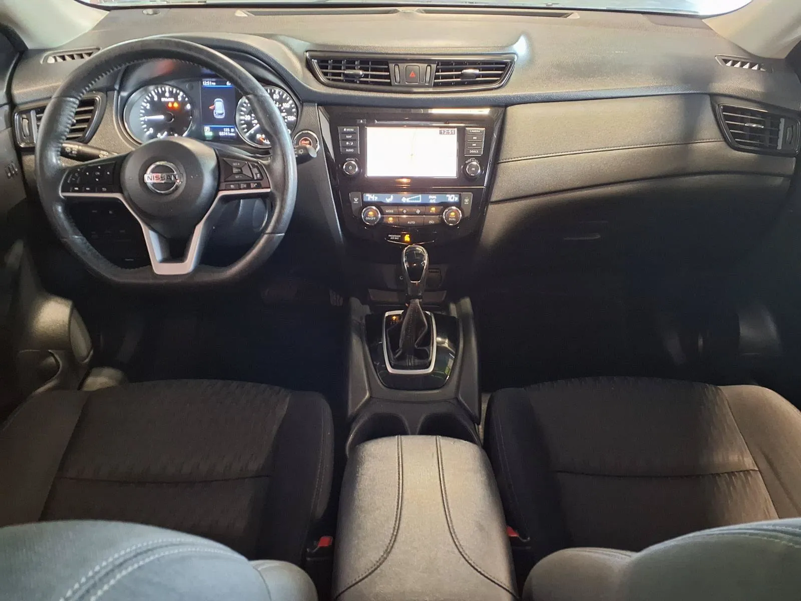 Nissan Rogue photo 16