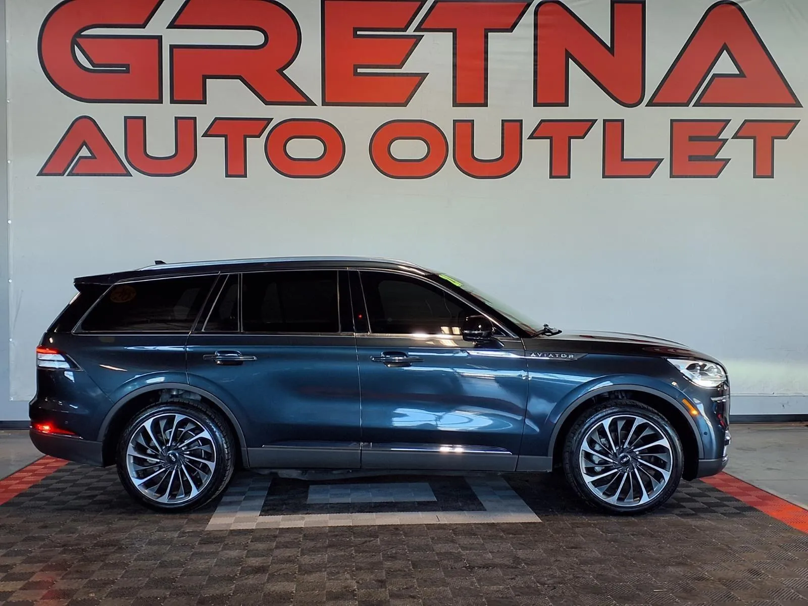 Blue 2021 Lincoln Aviator Reserve for sale in Gretna, NE