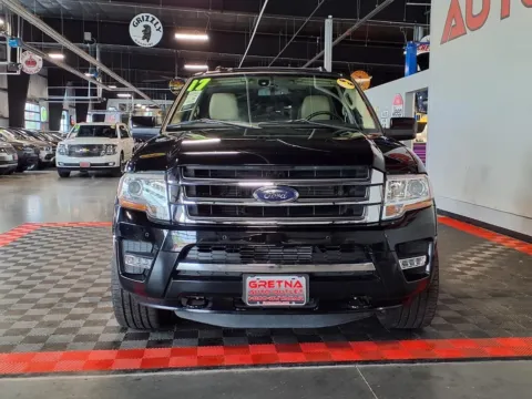 Photos of 2017 Ford Expedition Limited for sale in Gretna, NE at Gretna Auto Outlet