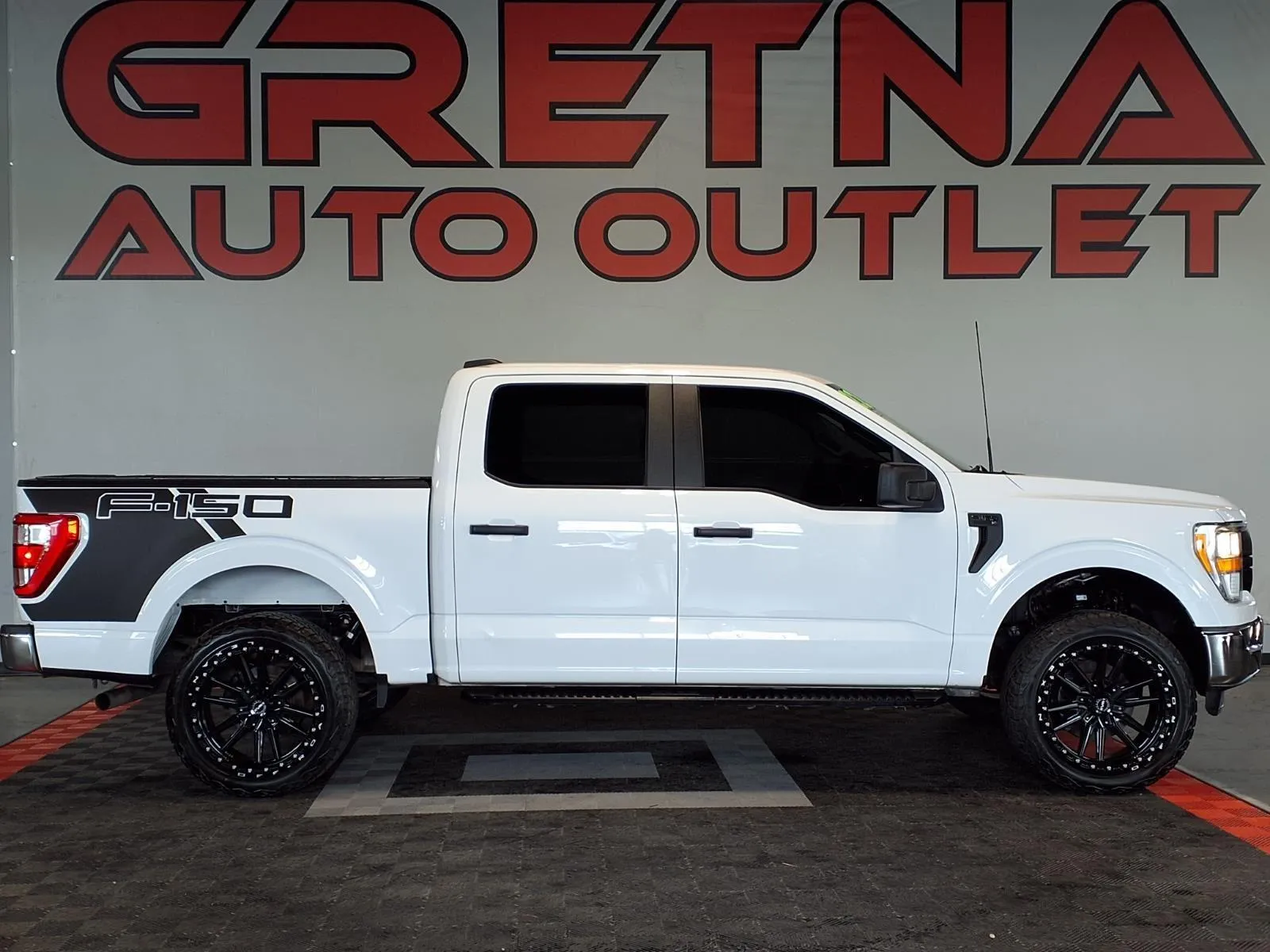 White 2022 Ford F-150 XL for sale in Gretna, NE