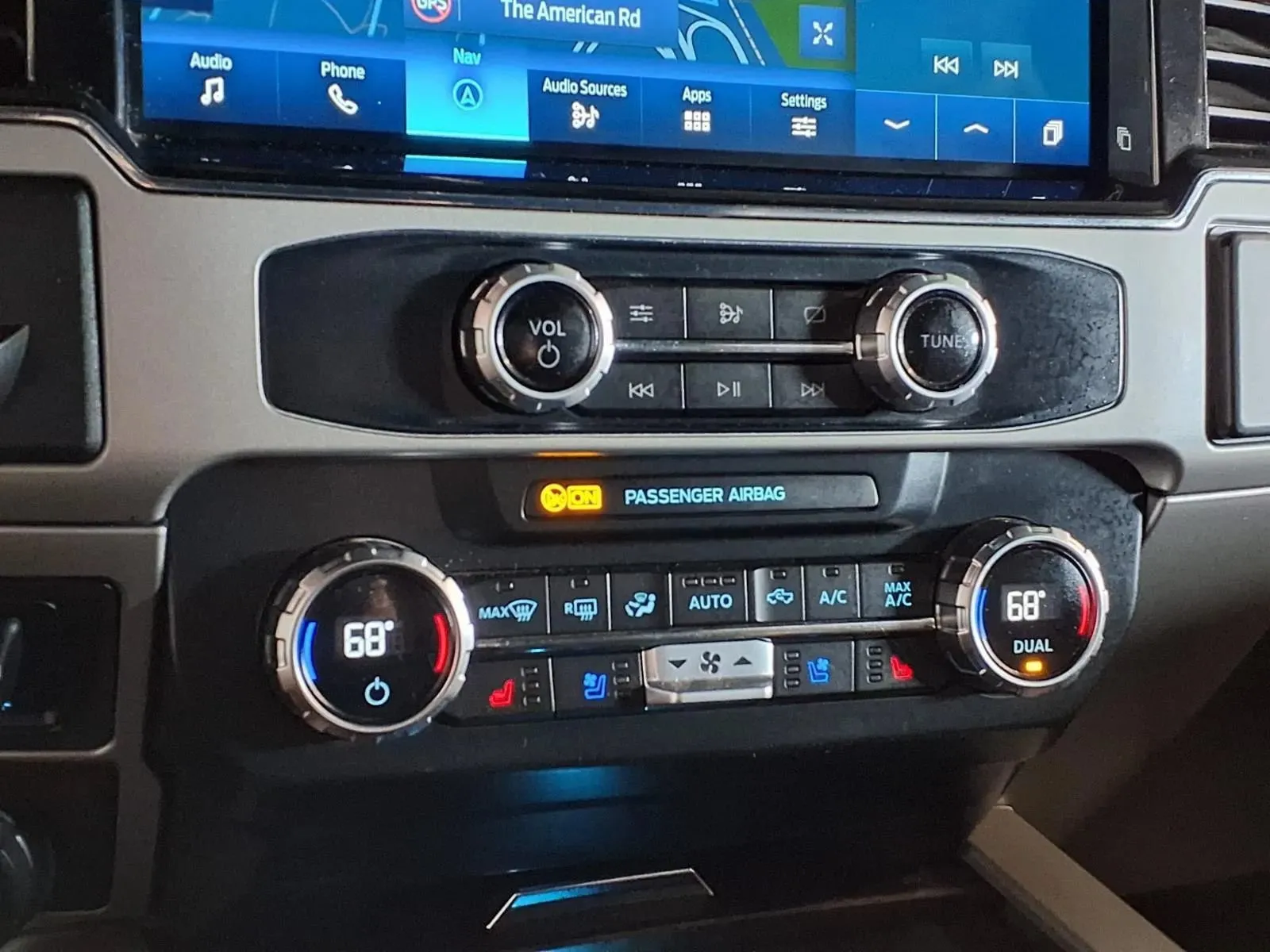 Ford F-450 photo 20