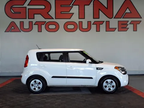 White 2012 Kia Soul for sale in Gretna, NE