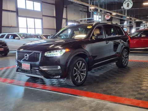 Another view of 2017 Volvo XC90 T6 Momentum for sale in Gretna, NE at Gretna Auto Outlet