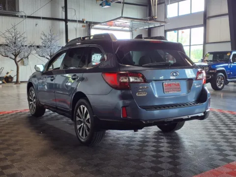 More photos of 2017 Subaru Outback 2.5i Limited at Gretna Auto Outlet, NE