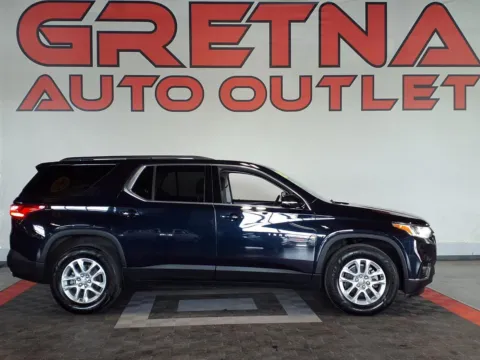 Blue 2020 Chevrolet Traverse LT Cloth for sale in Gretna, NE