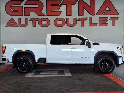 White 2024 GMC Sierra 2500 HD AT4 for sale in Gretna, NE