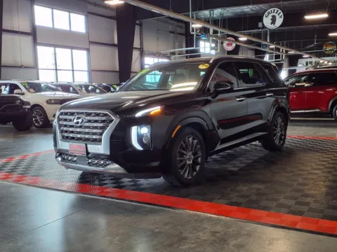 Photos of 2020 Hyundai PALISADE Limited for sale in Gretna, NE at Gretna Auto Outlet