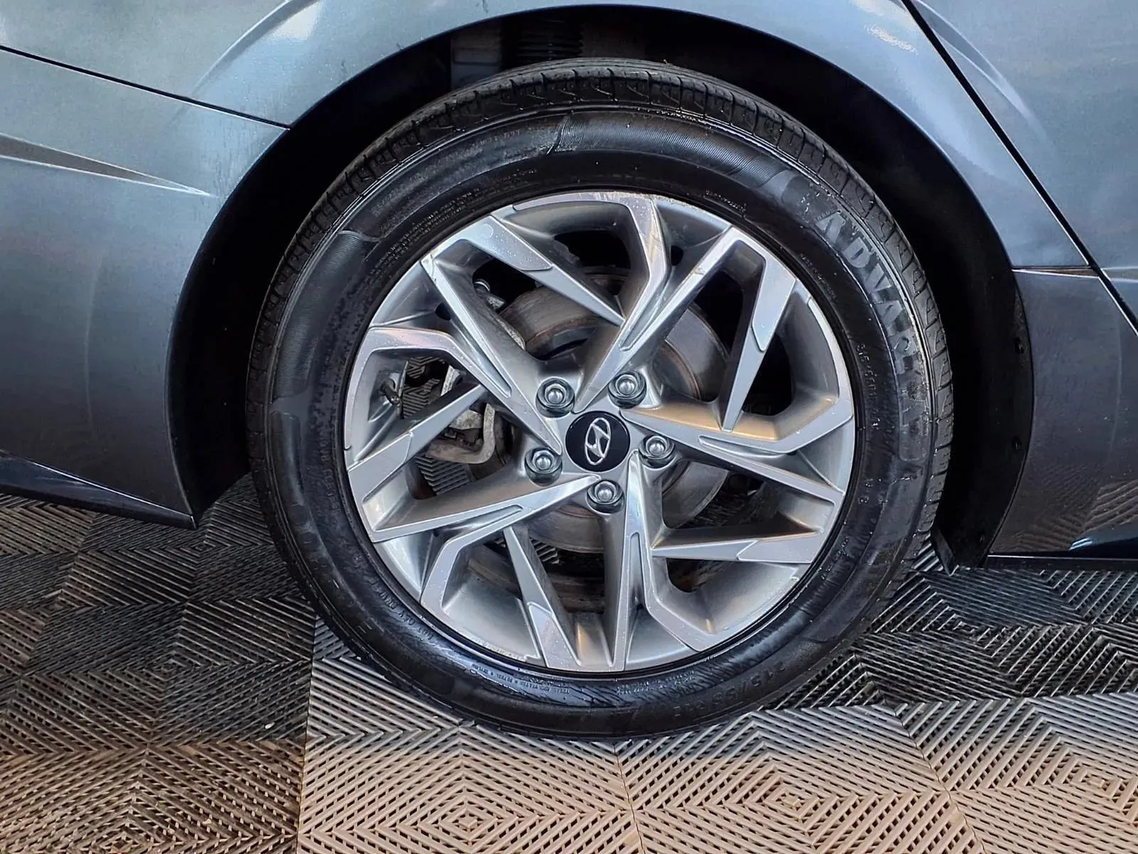 Hyundai Sonata photo 7