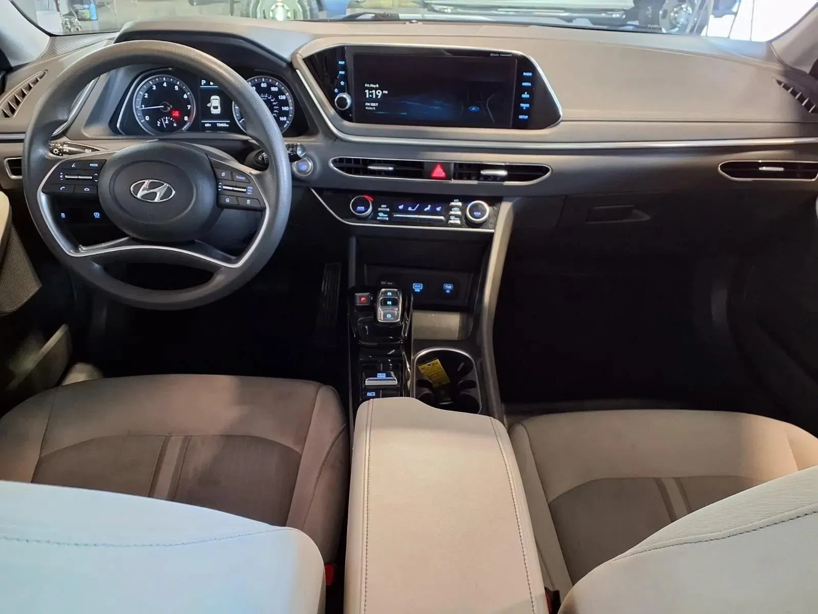 Hyundai Sonata photo 14