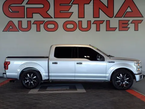 Silver 2016 Ford F-150 Platinum for sale in Gretna, NE