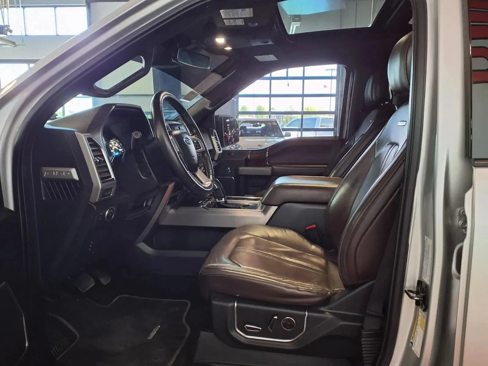 Ford F-150 photo 15