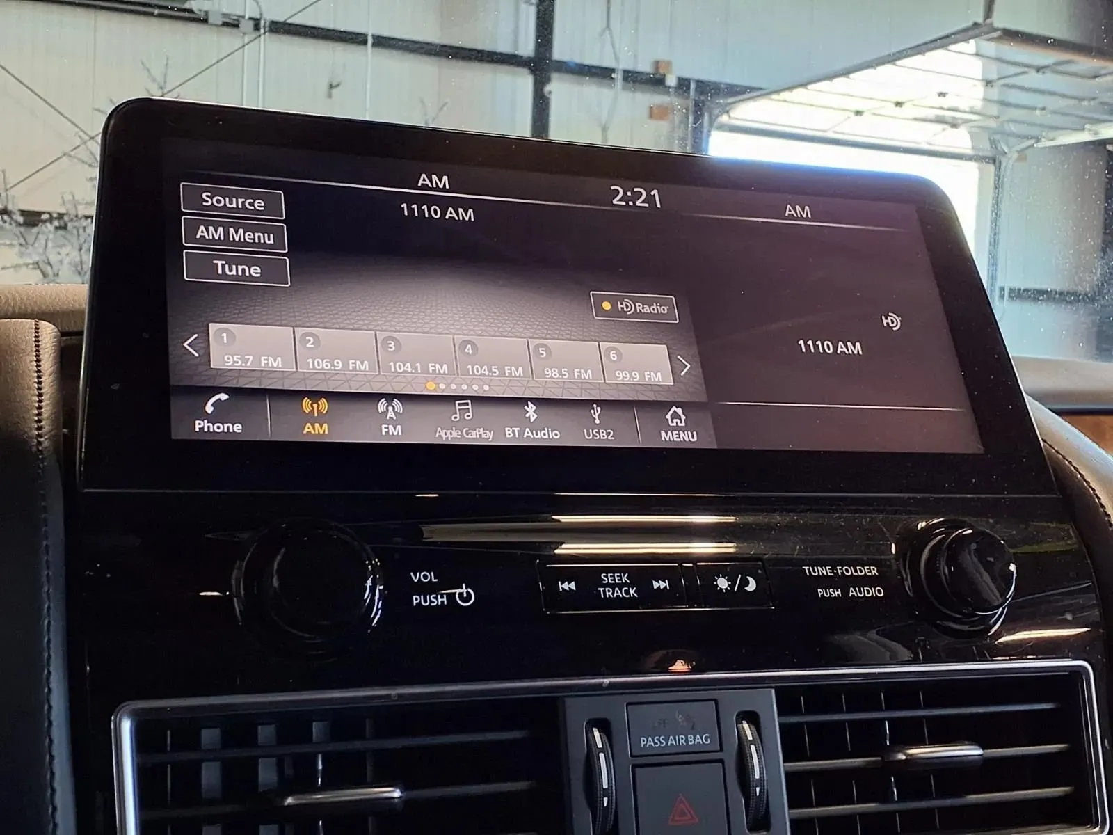 Nissan Armada photo 20