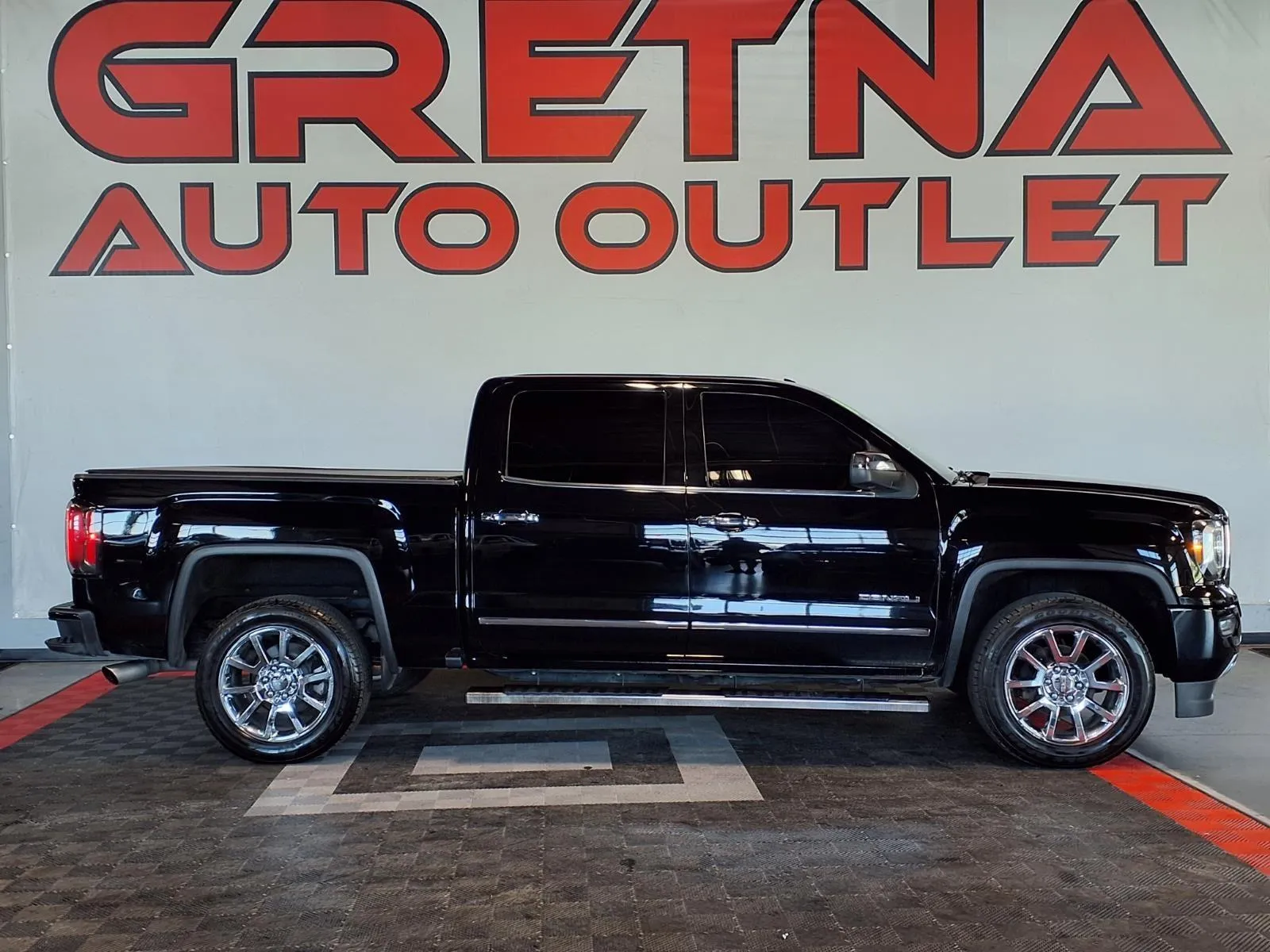 2018 GMC Sierra 4WD Crew Cab Short Box's photo