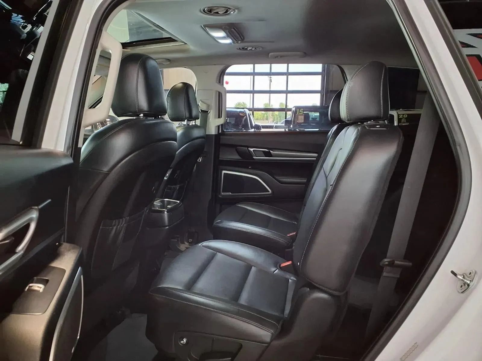 Kia Telluride photo 15