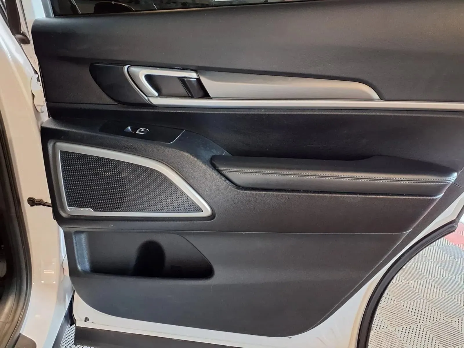 Kia Telluride photo 11