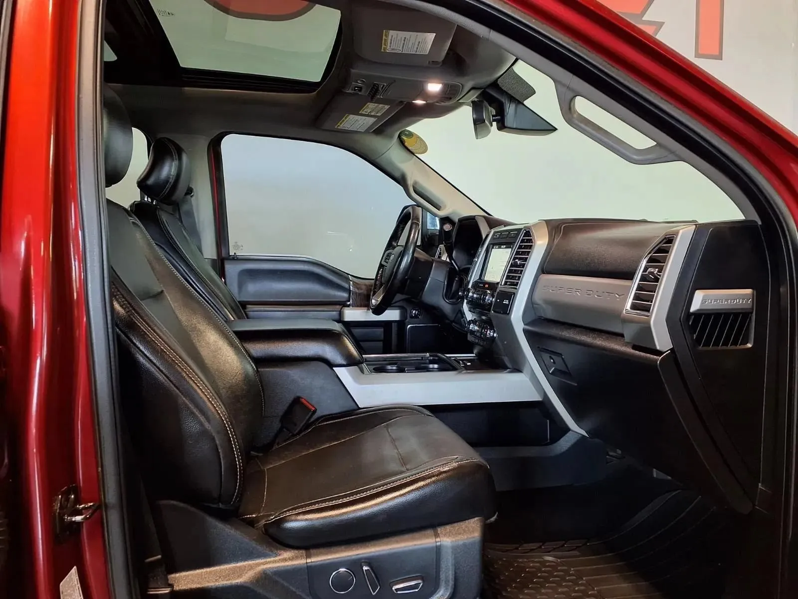 Ford F-350 photo 11