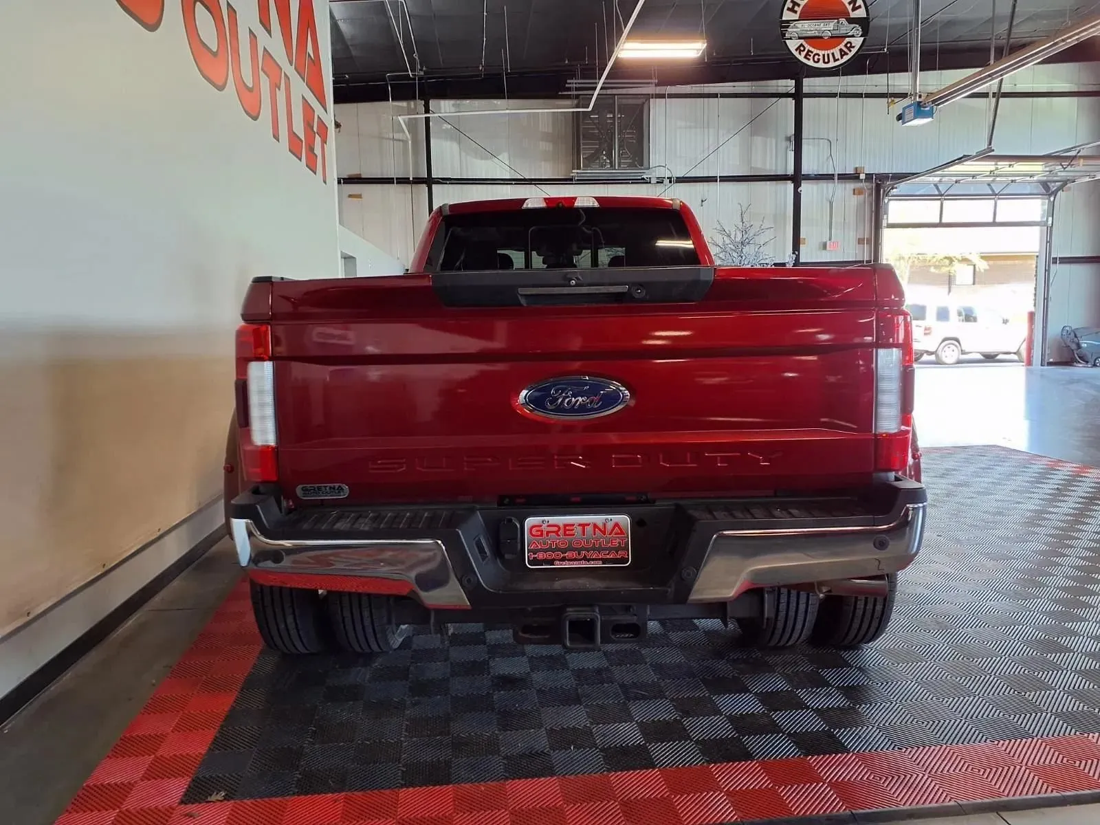 Ford F-350 photo 5