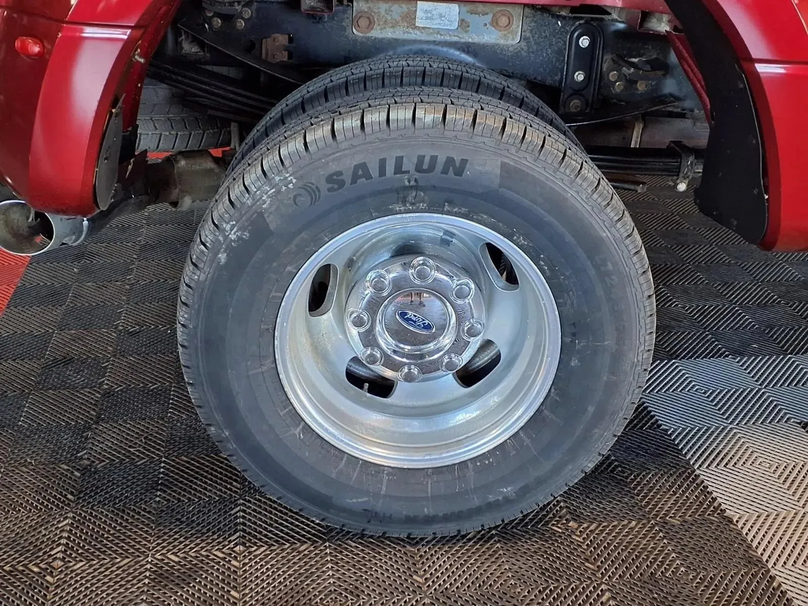 Ford F-350 photo 7