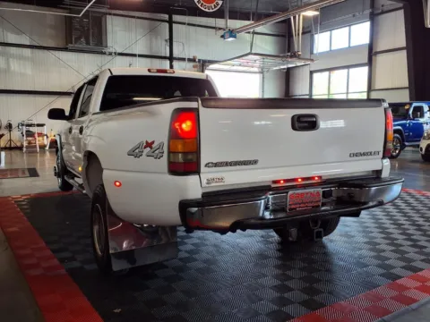 More photos of 2002 Chevrolet Silverado 3500 LT at Gretna Auto Outlet, NE