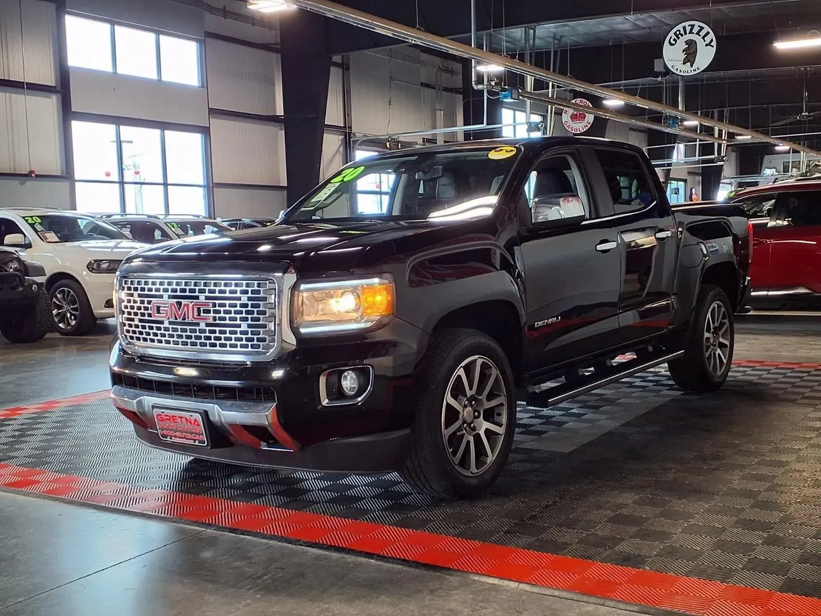 GMC Canyon photo 3