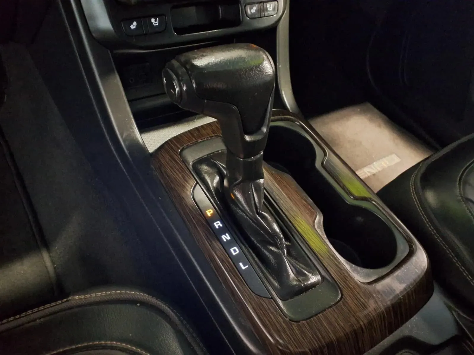 GMC Canyon photo 23