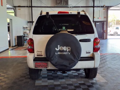 More photos of 2004 Jeep Liberty Limited at Gretna Auto Outlet, NE
