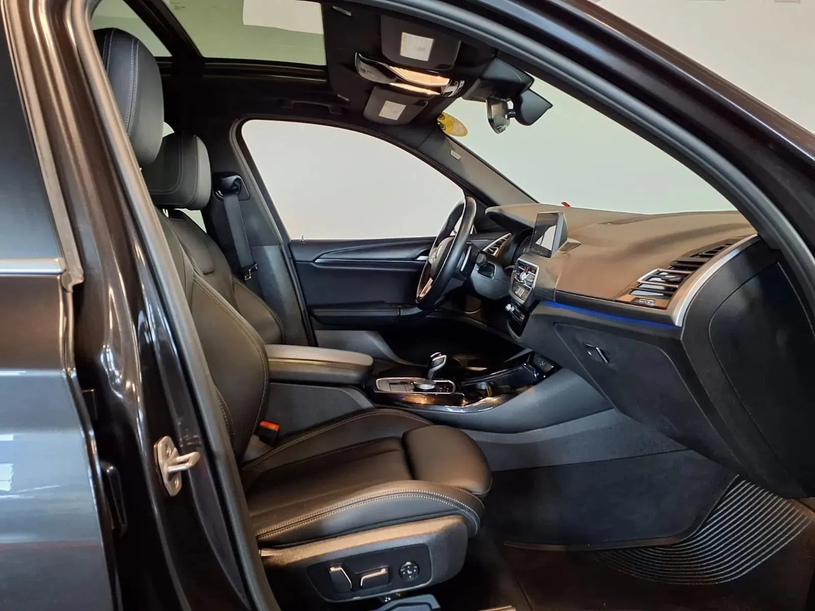 BMW X3 photo 12