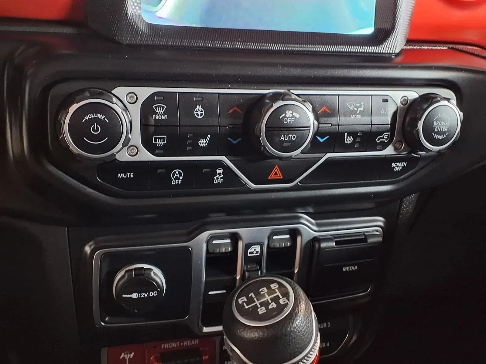 Jeep Gladiator photo 22