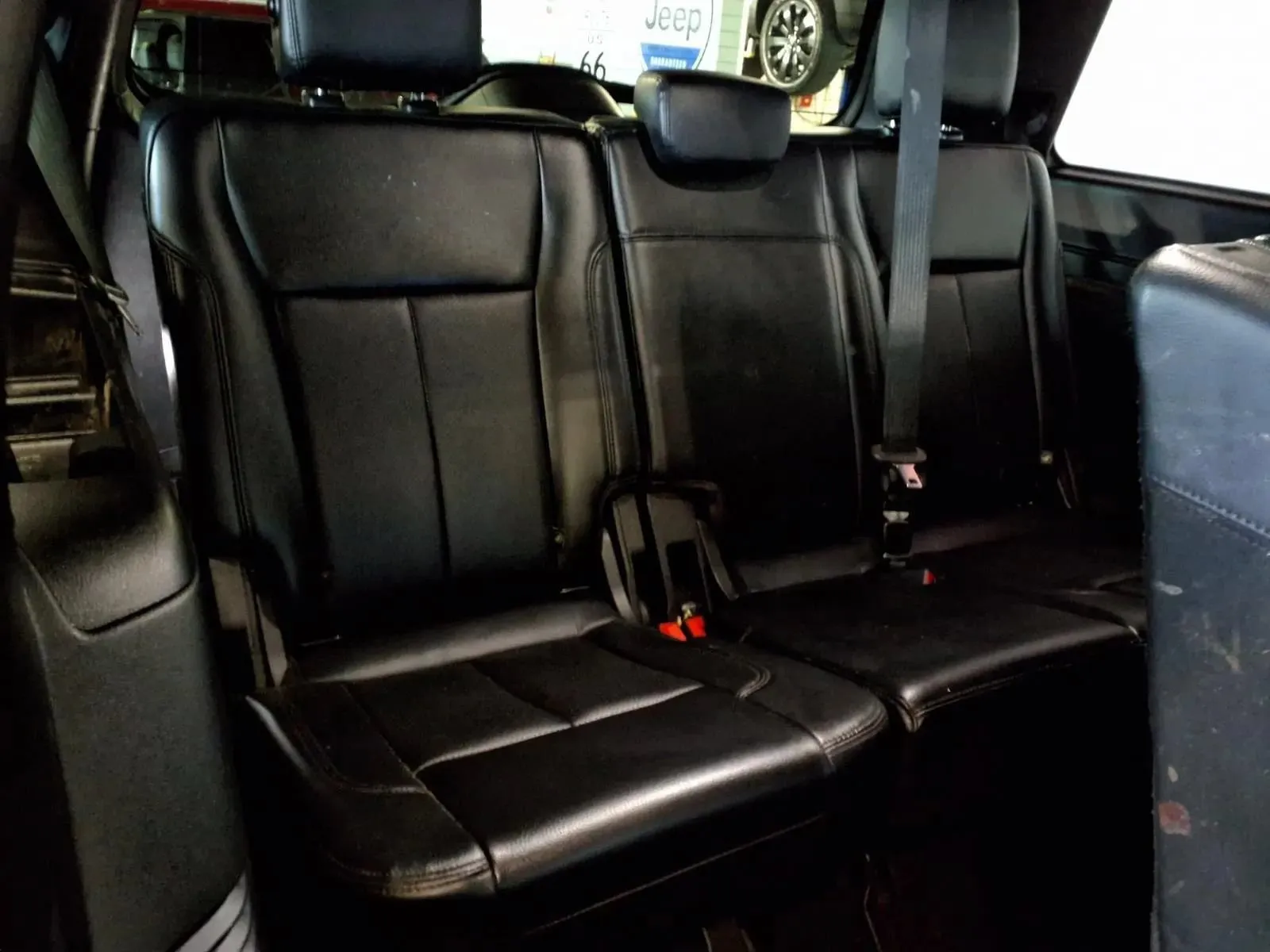 Ford Expedition photo 9