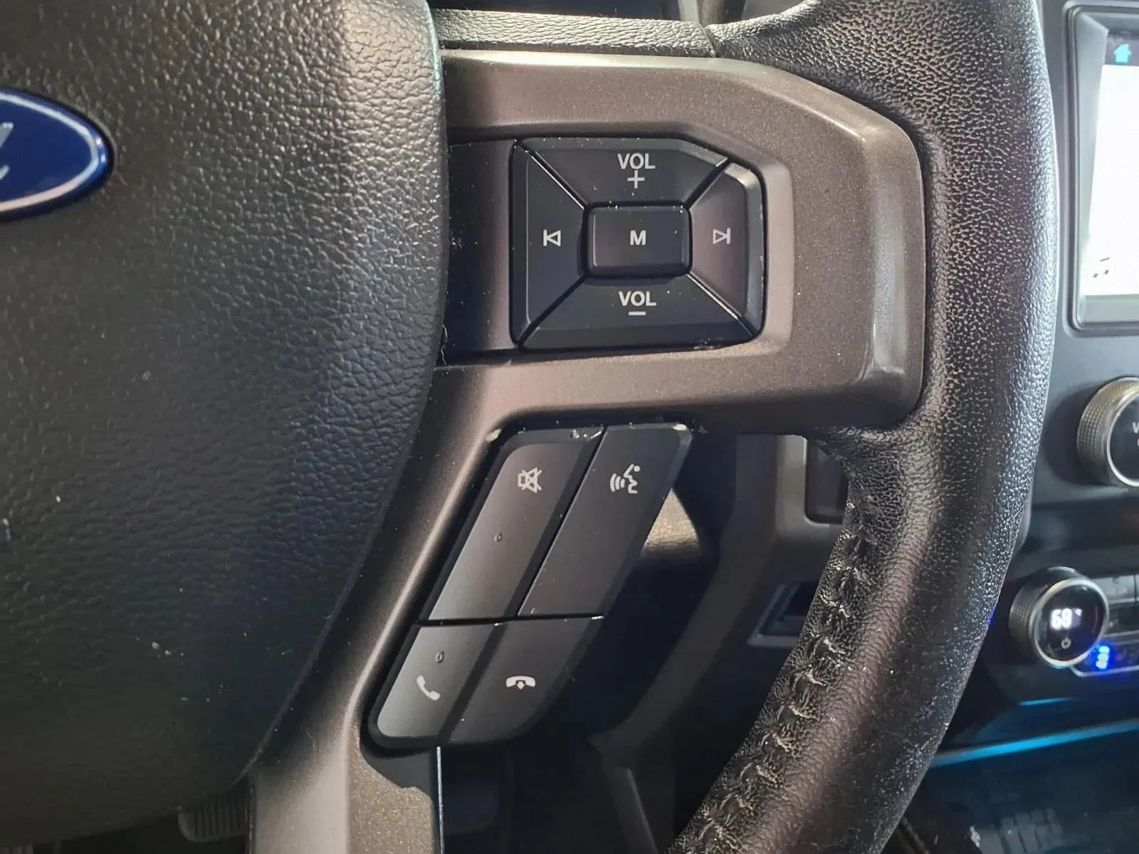 Ford Expedition photo 29