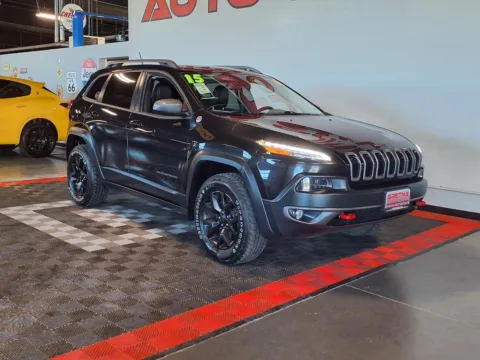 Photos of 2015 Jeep Cherokee Trailhawk for sale in Gretna, NE at Gretna Auto Outlet