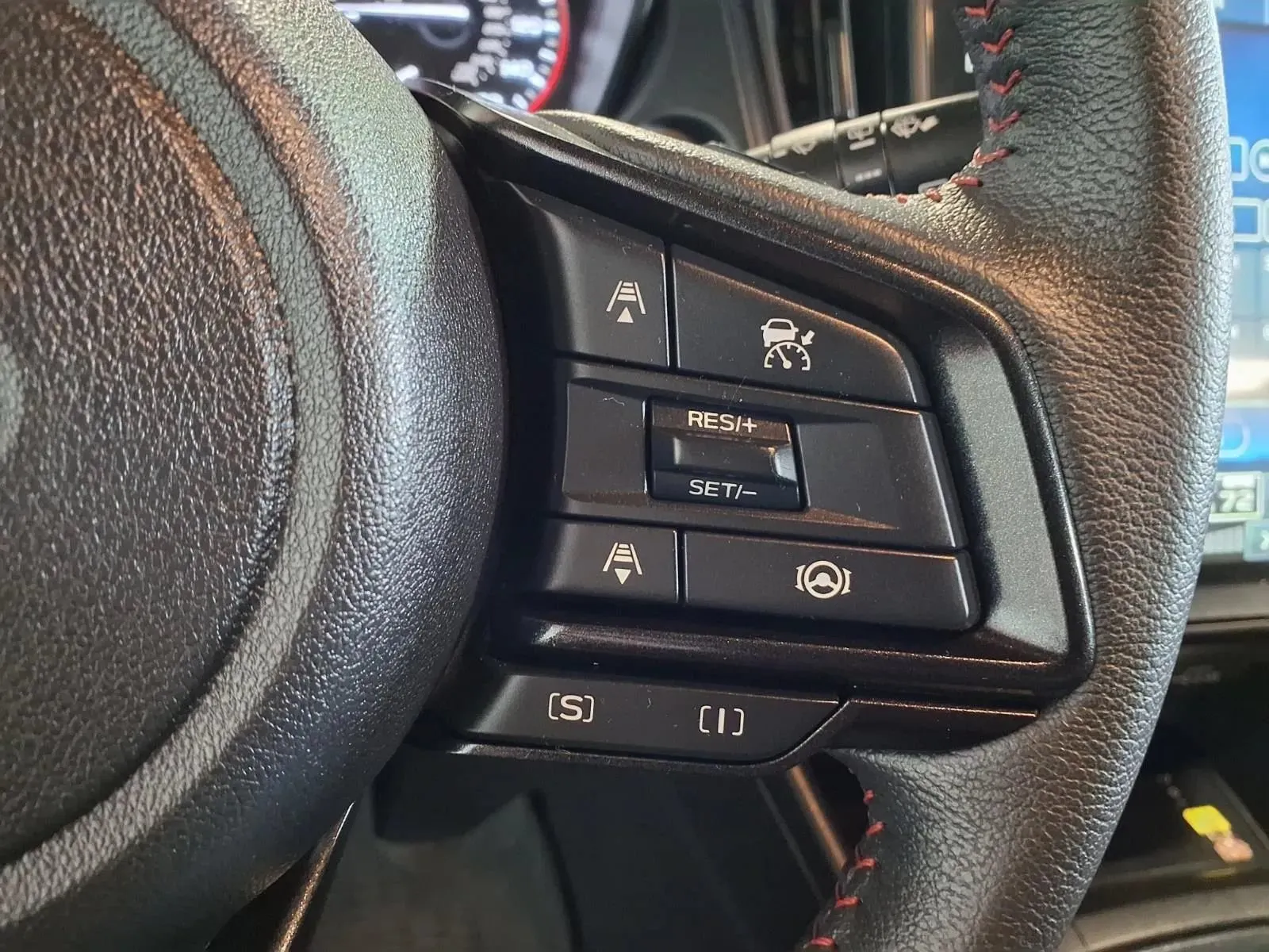 Subaru Impreza photo 24