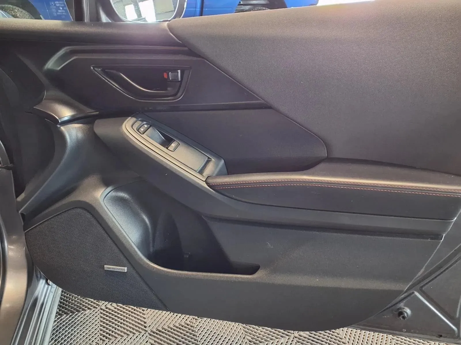 Subaru Impreza photo 11