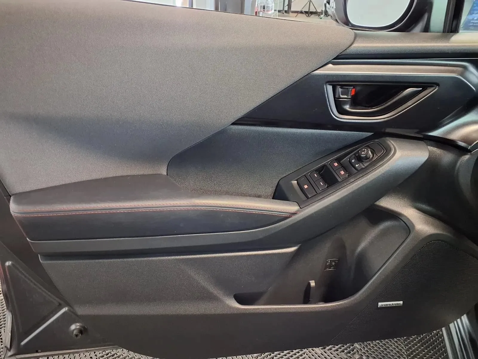 Subaru Impreza photo 15