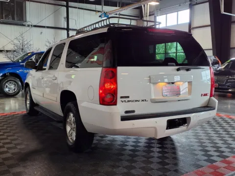 More photos of 2010 GMC Yukon XL SLT at Gretna Auto Outlet, NE