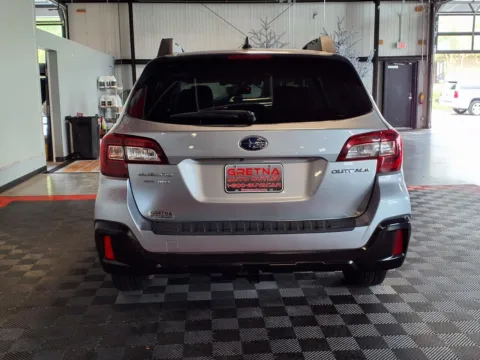More photos of 2018 Subaru Outback 2.5i Premium at Gretna Auto Outlet, NE