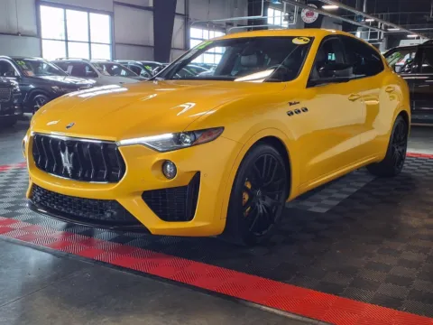 Another view of 2022 Maserati Levante Modena for sale in Gretna, NE at Gretna Auto Outlet
