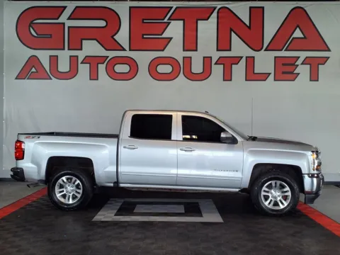 Silver 2018 Chevrolet Silverado 1500 LT for sale in Gretna, NE