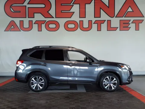 Gray 2023 Subaru Forester Limited for sale in Gretna, NE