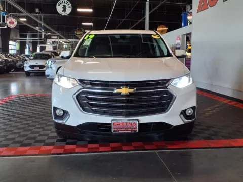 Photos of 2019 Chevrolet Traverse LT Cloth for sale in Gretna, NE at Gretna Auto Outlet