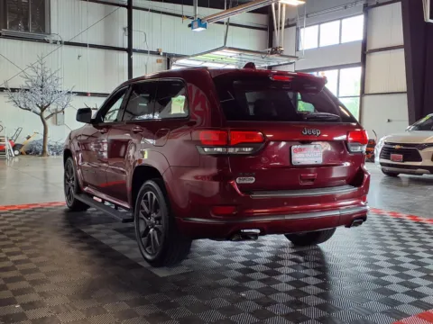 More photos of 2019 Jeep Grand Cherokee Overland at Gretna Auto Outlet, NE