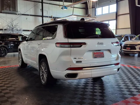More photos of 2022 Jeep Grand Cherokee L Summit at Gretna Auto Outlet, NE