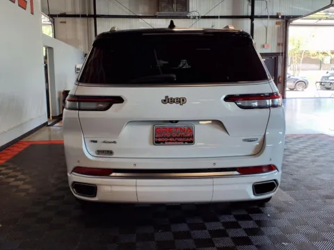 More photos of 2022 Jeep Grand Cherokee L Summit at Gretna Auto Outlet, NE