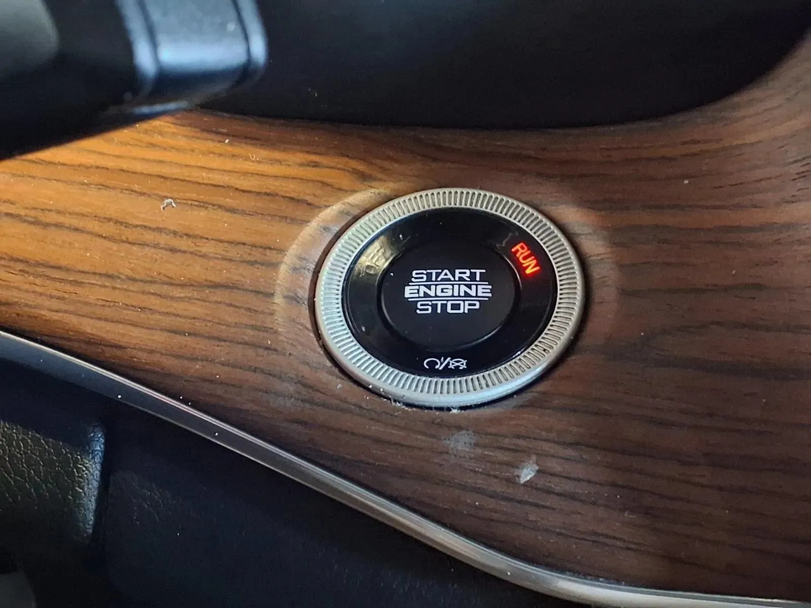 Jeep Grand Cherokee L photo 27